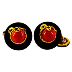 Gemelos de oro de coral rojo ónice rubí madreperla estilo art déco mediterráneo