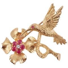 Vintage Burma Ruby Diamond Yellow Gold Hummingbird Brooch