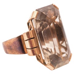 1940s 15 carat Smoky Quartz and 14 Karat Rose Gold Cocktail Ring