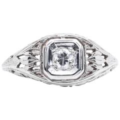 Art Deco Floral Filigree 0.20 Carat Diamond White Gold Ring