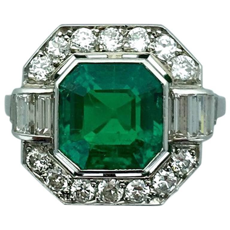 Art Deco Colombian Emerald Diamond Platinum Ring For Sale at 1stDibs