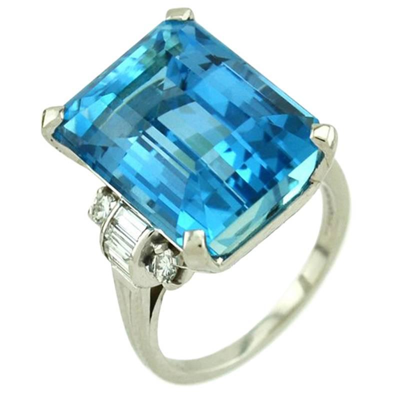 Tiffany & Co. Santa Maria Aquamarine Diamond Platinum Ring, circa 1950