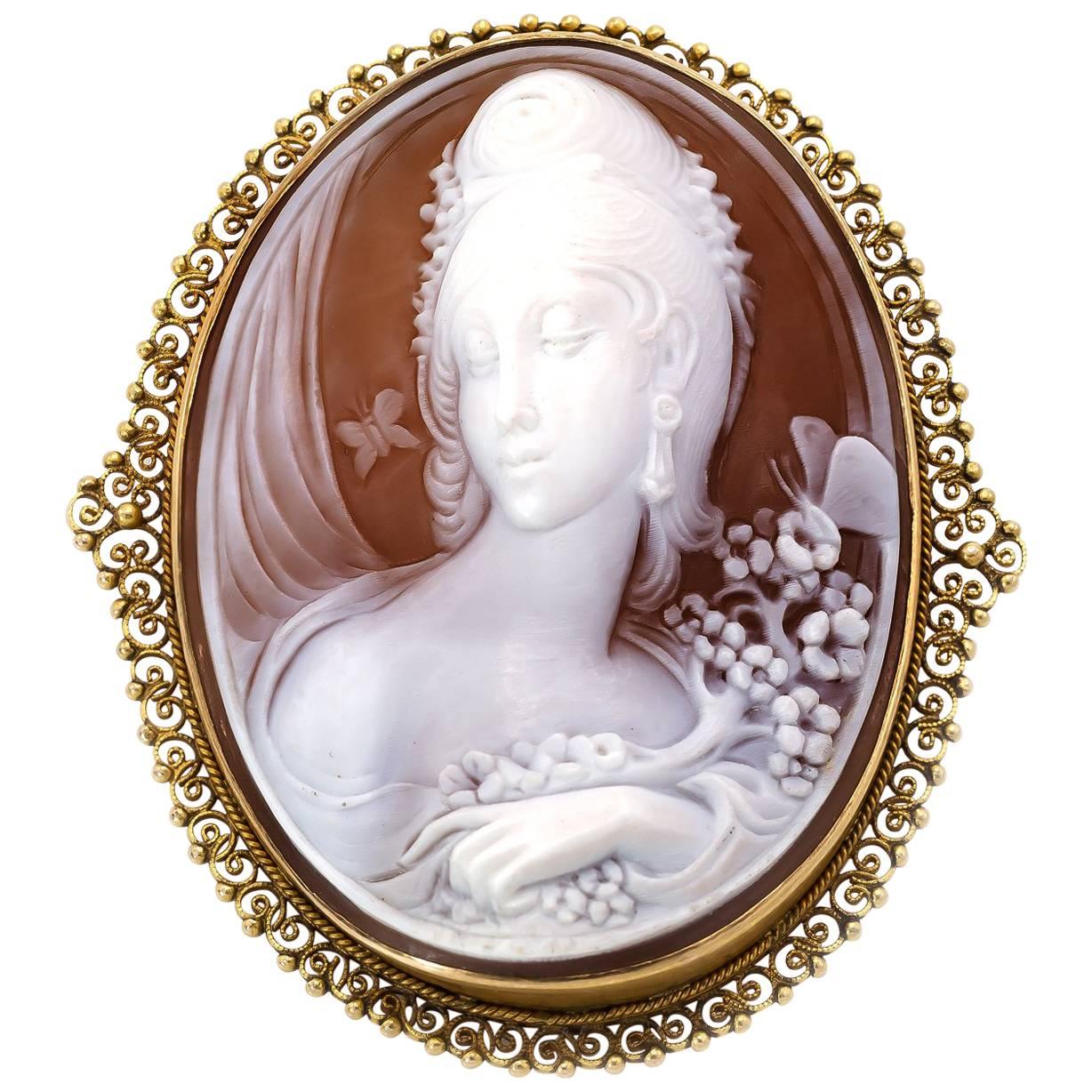 Carved Shell Cameo 14KT Gold Filigree Pin Pendant Italy