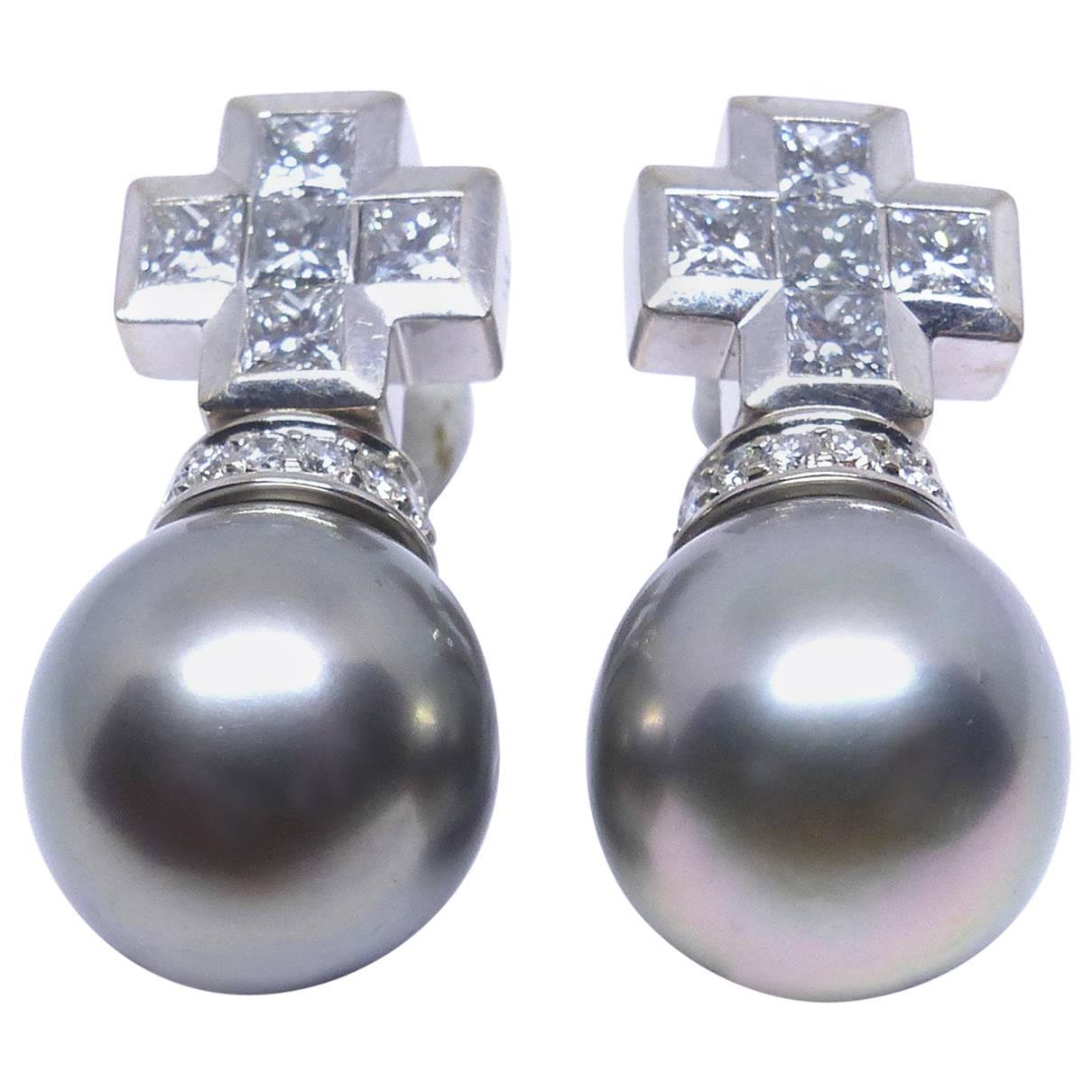Tahiti Pearl Diamonds 18 Karat White Gold Stud Earrings For Sale
