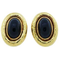 Italian Hammered Onyx Yellow Gold Earrings Italian Hammered Onyx Yellow Gold Earrings