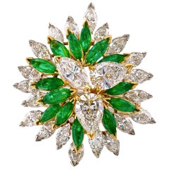 1970s Free-Form Emerald Diamond Gold Cocktail Ring