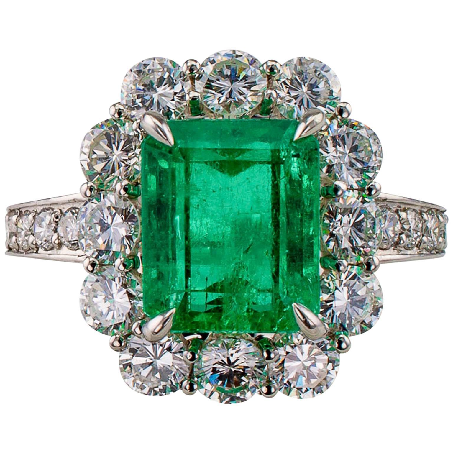 Emerald-Cut 2.93 Carat Colombian Emerald Diamond Platinum Ring