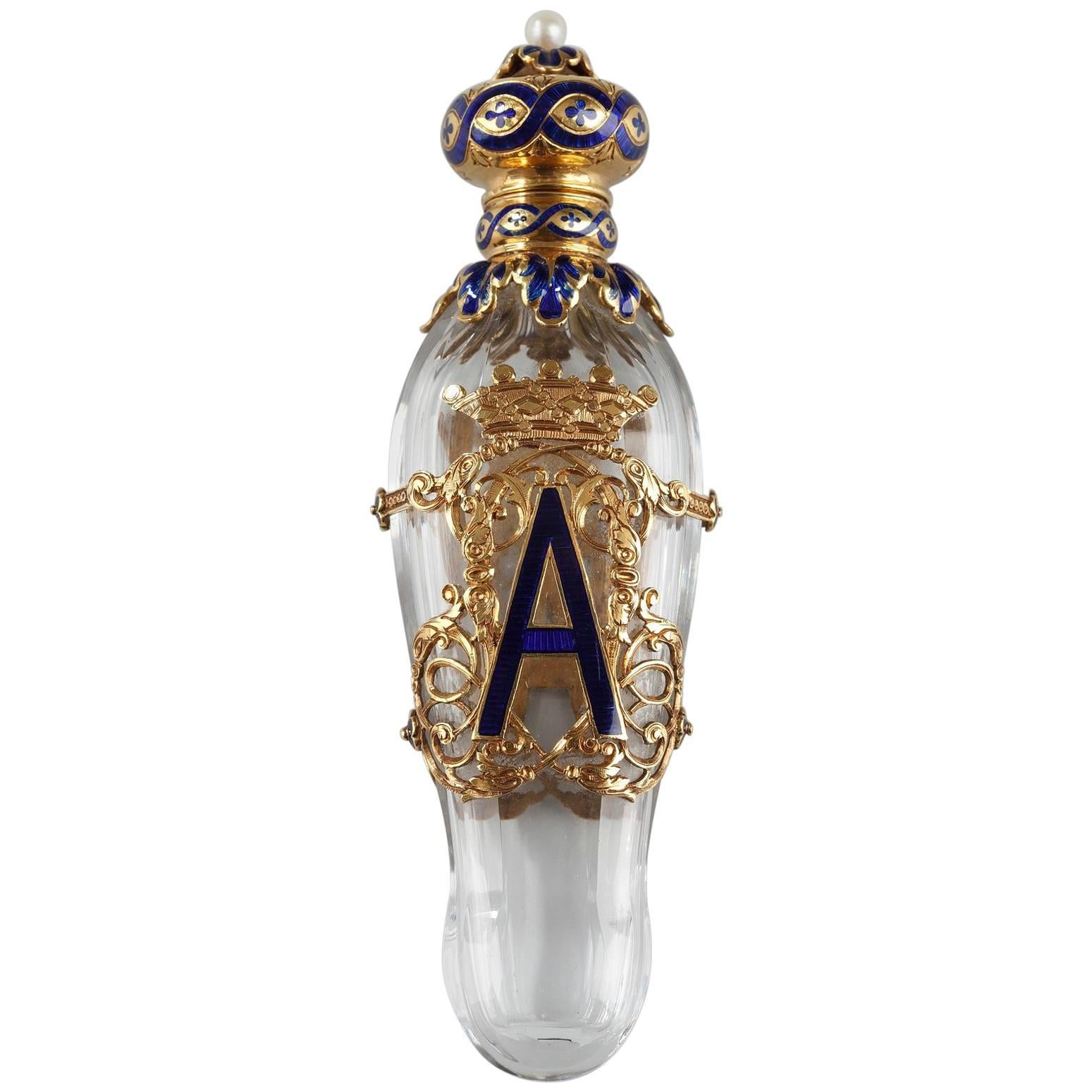 Late 19th Century Exceptional Crystal Flask with Enameled Gold Box For Sale