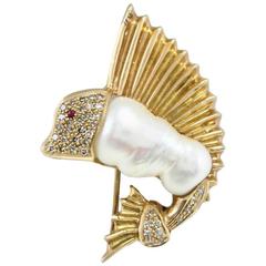 Luise Mother-of-Pearl Ruby Diamond Gold Brooch Pendant 5