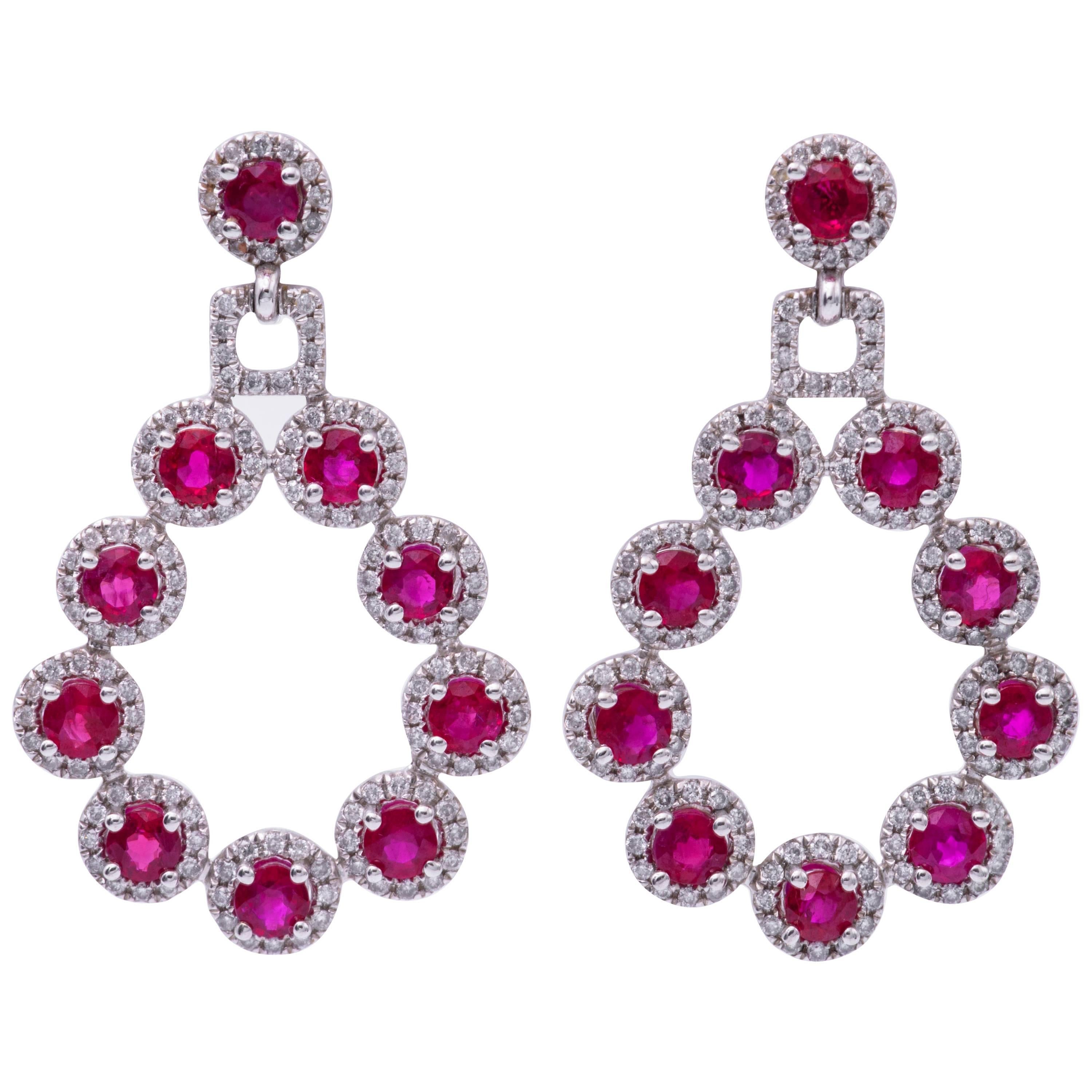 4.00 Carats Rubies and 1.07 Carat Diamonds Gold Chandelier Earrings