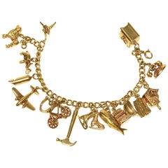 Fabulous Yellow Gold Moveable Charm Bracelet