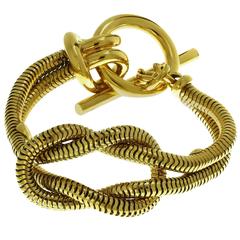 Retro Gucci Hercules Knot Toggle   Yellow Gold Bracelet