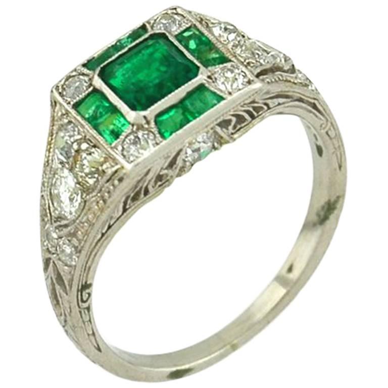 Art Deco Emerald Diamond Platinum Ring For Sale