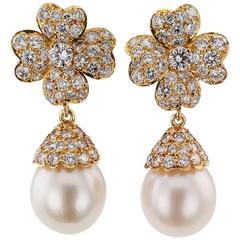 Van Cleef & Arpels South Sea Pearl Diamond Gold Pendent Earrings