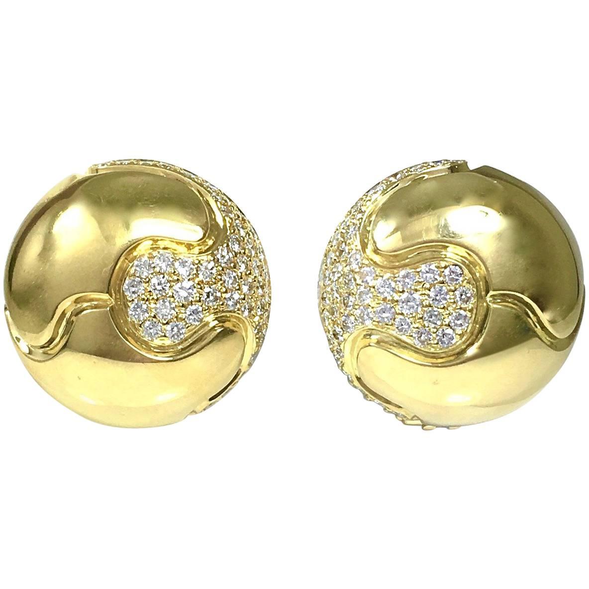 Large 3 Carats of Diamonds Yellow Gold Dome Earrings For Sale