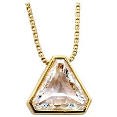 Diamond Gold Pendant Necklace