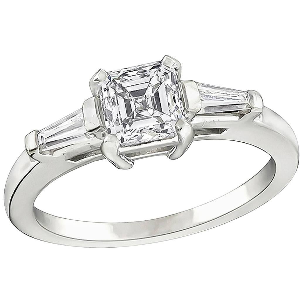 Enticing GIA Certified 0.90 Carat Diamond White Gold Engagement Ring For Sale