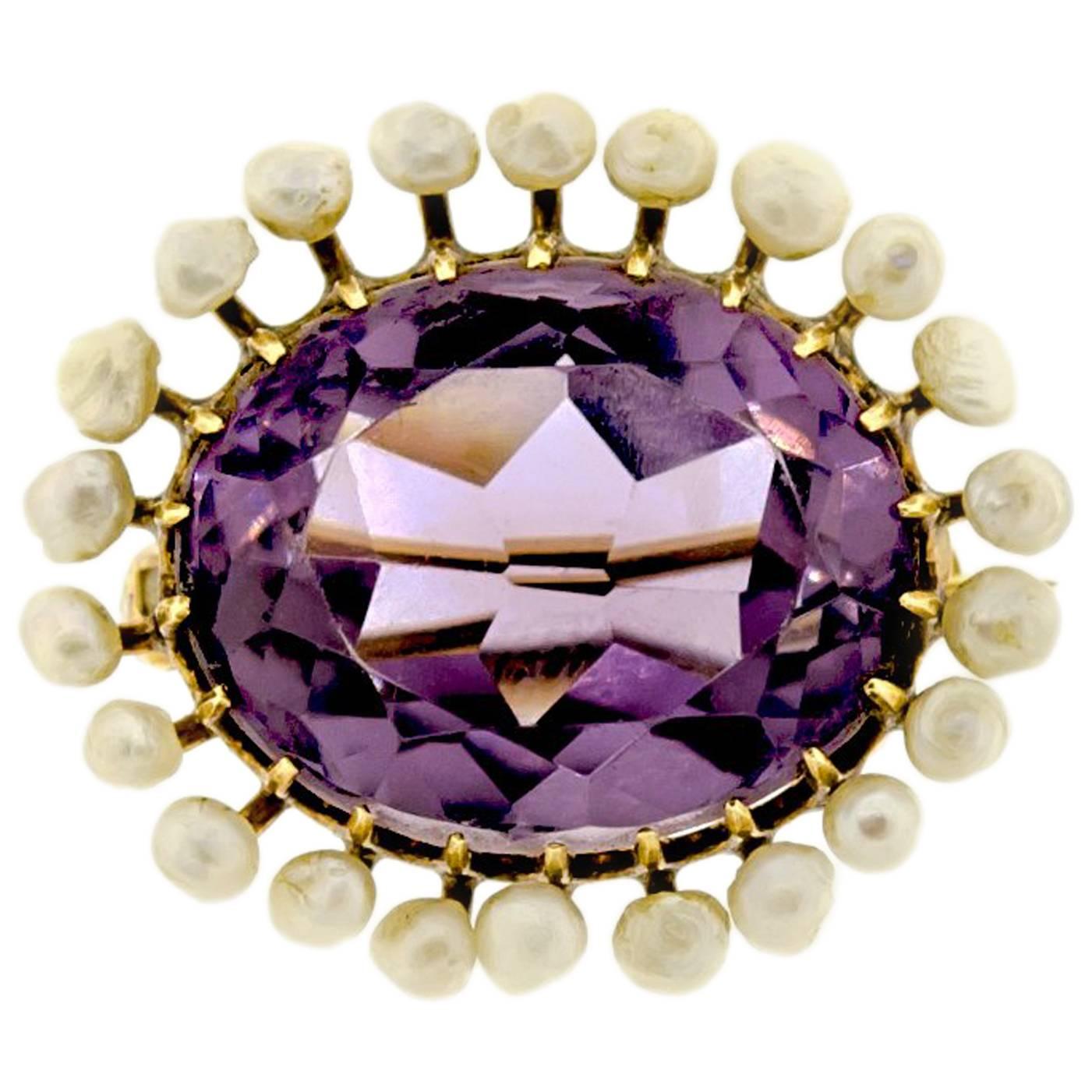 Lovely Amethyst, Pearl and Yellow Gold Brooch For Sale