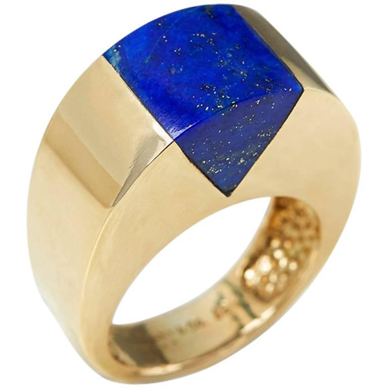 Tiffany and Co. Yellow Gold Lapis Lazuli Cocktail Ring at 1stDibs