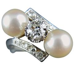 French Toi Et Moi Ring with Diamonds and Pearls