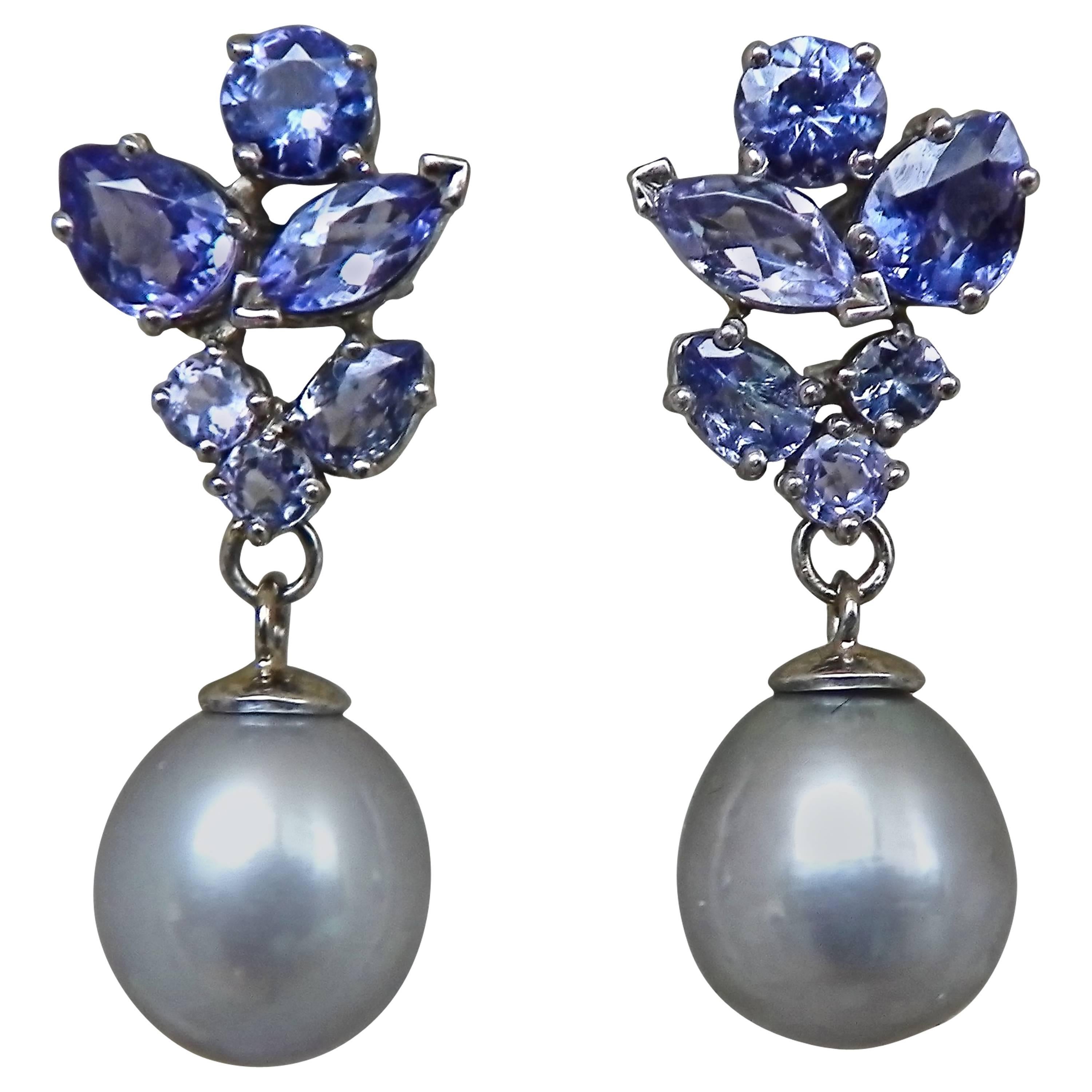 Gorgeous Classic Tanzanite Pearl White Gold Dangling Drop Earrings For Sale