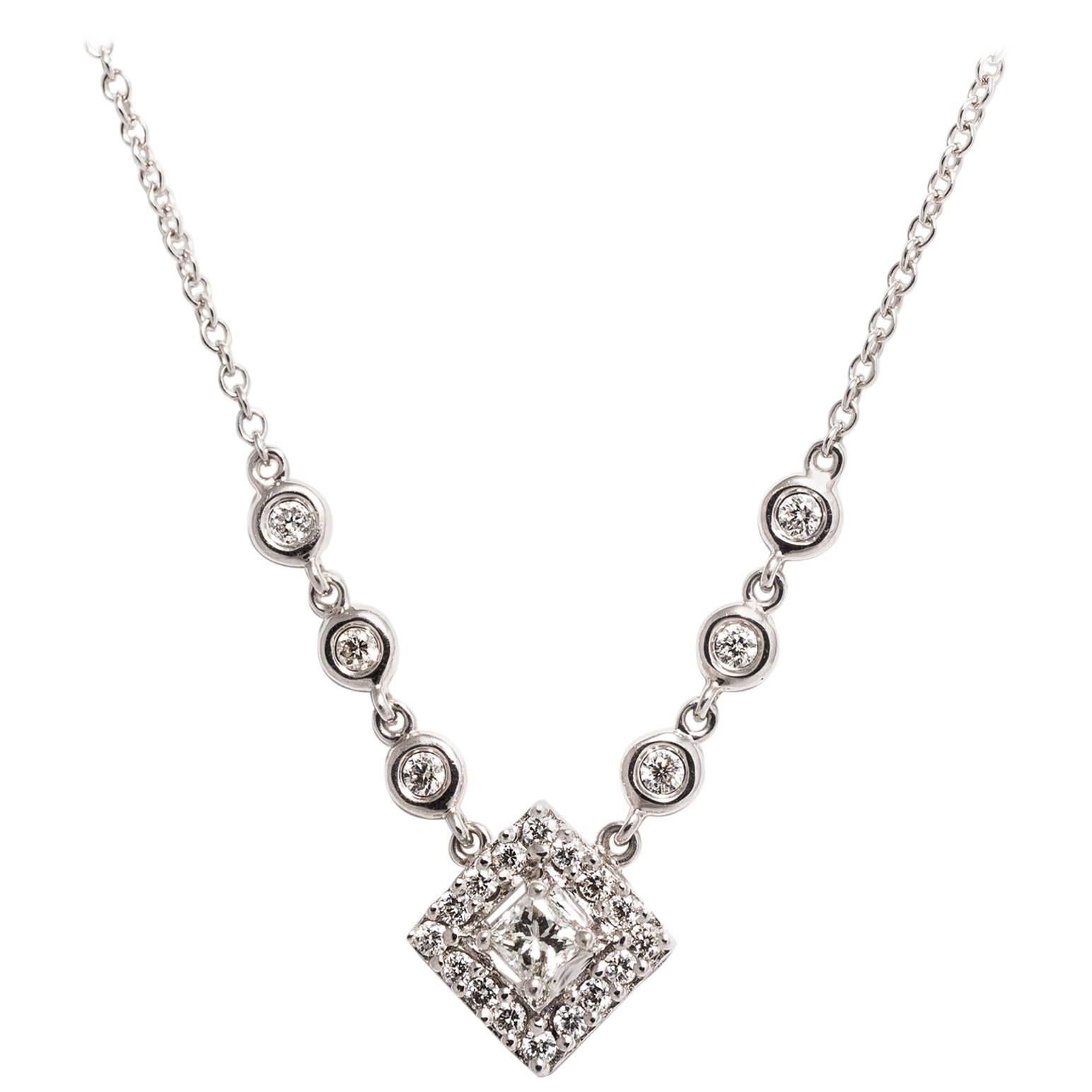 Chic Contemporary Diamond White Gold Pendant Necklace  