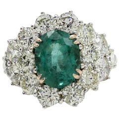 Vintage ct 3, 90 Emerald and ct 5, 35 Diamond Gold Ring