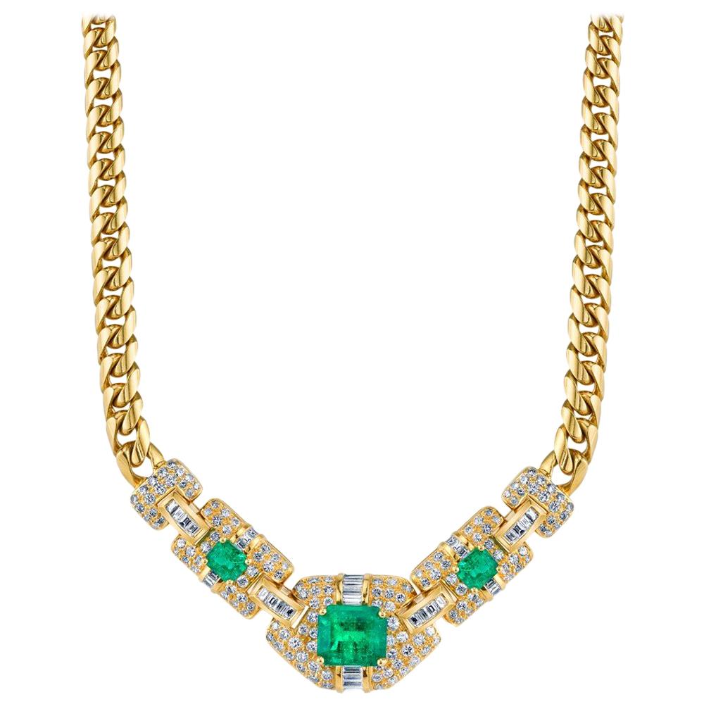 Emerald Diamond Gold Necklace For Sale