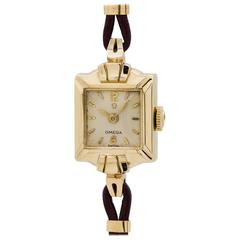 Omega Ladies Yellow Gold Dress Manual Wind Wristwatch, circa 1951 10