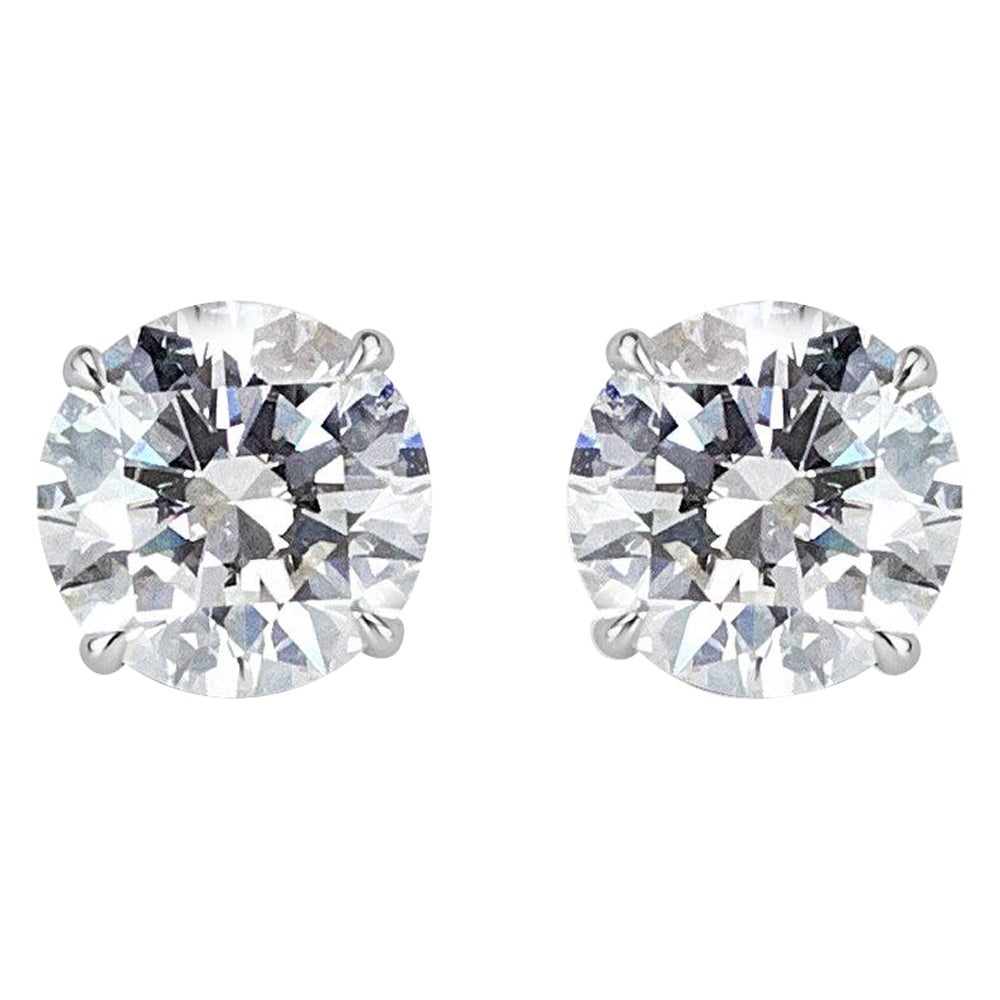 2.00ct Round Brilliant Cut Diamond Stud Earrings in 18K White Gold im Angebot
