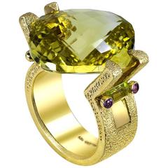 Alex Soldier Lemon Quartz Peridot Amethyst Textured Handmade Yellow Gold Ring