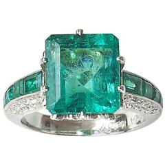 Moira Emerald Diamond platinum Ring