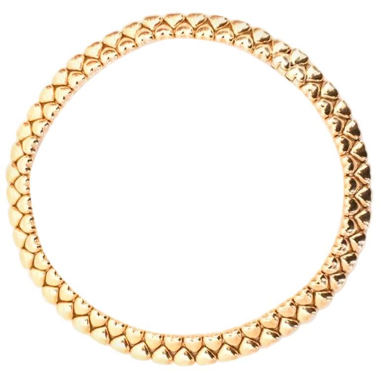 Cartier 18 Karat Yellow Gold Heart Collar Necklace For Sale