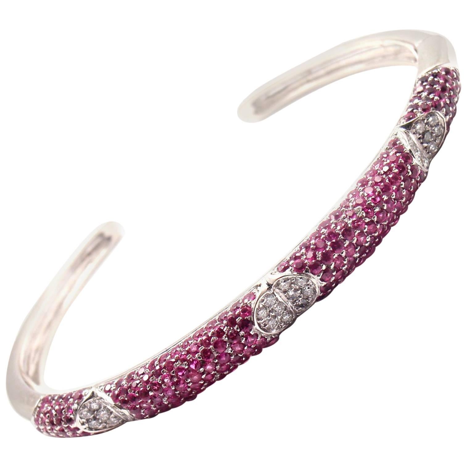 Gianni Bulgari Pink Sapphire White Gold Bangle Bracelet