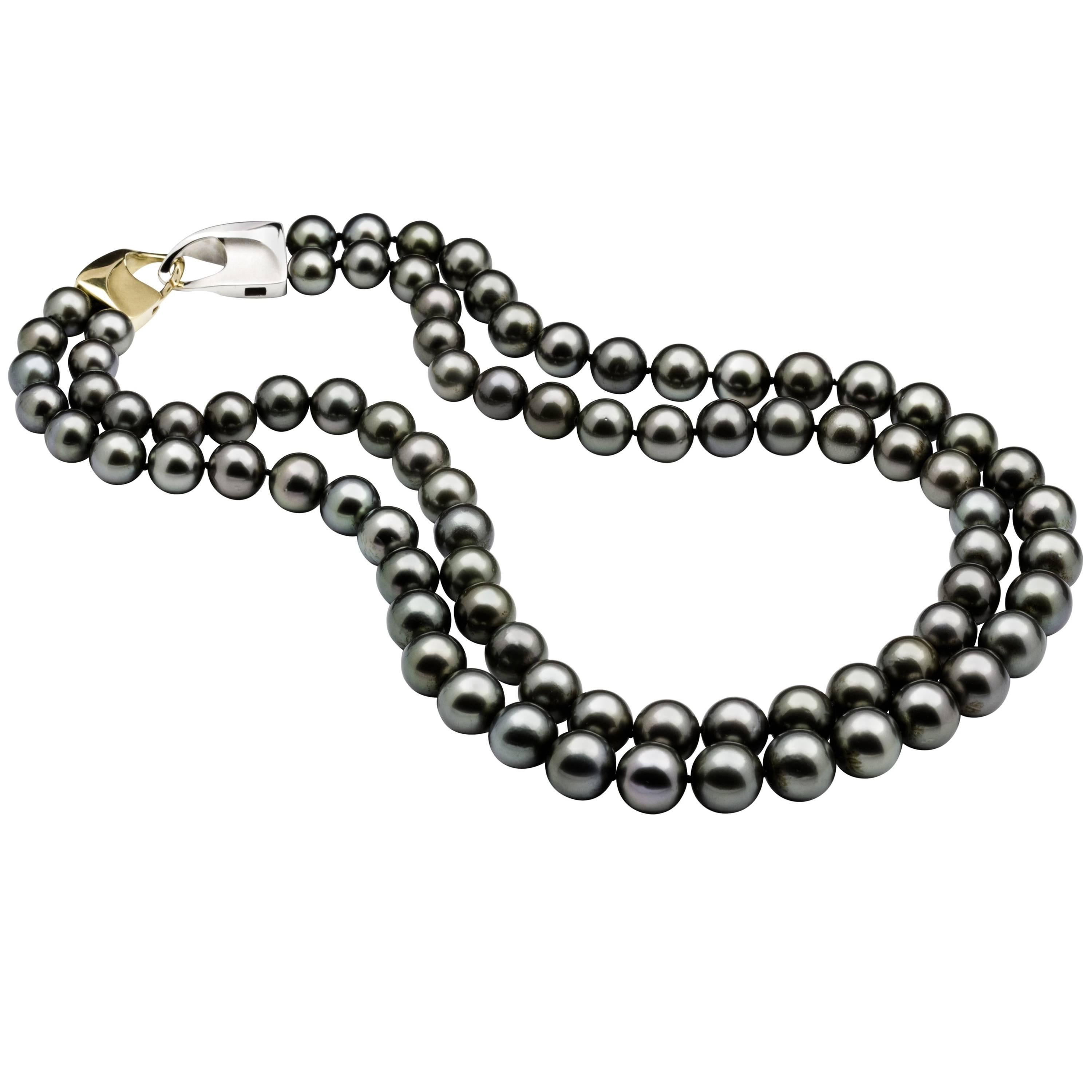 Tahitian South Sea Pearl Strand 18 Carat Yellow and White Padlock Clasp Necklace For Sale