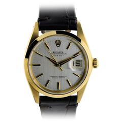 Retro Rolex Yellow Gold Original Dial Date Chronometer Wristwatch