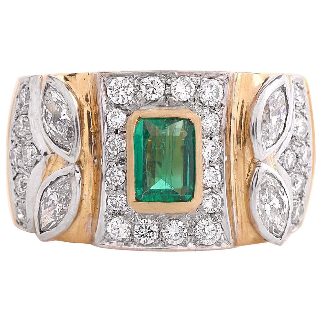 1980s Colombian Emerald Diamond Yellow Gold Ring
