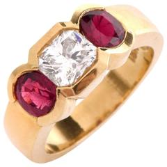 1980s Ruby Diamond Gold Three-Stone Ring