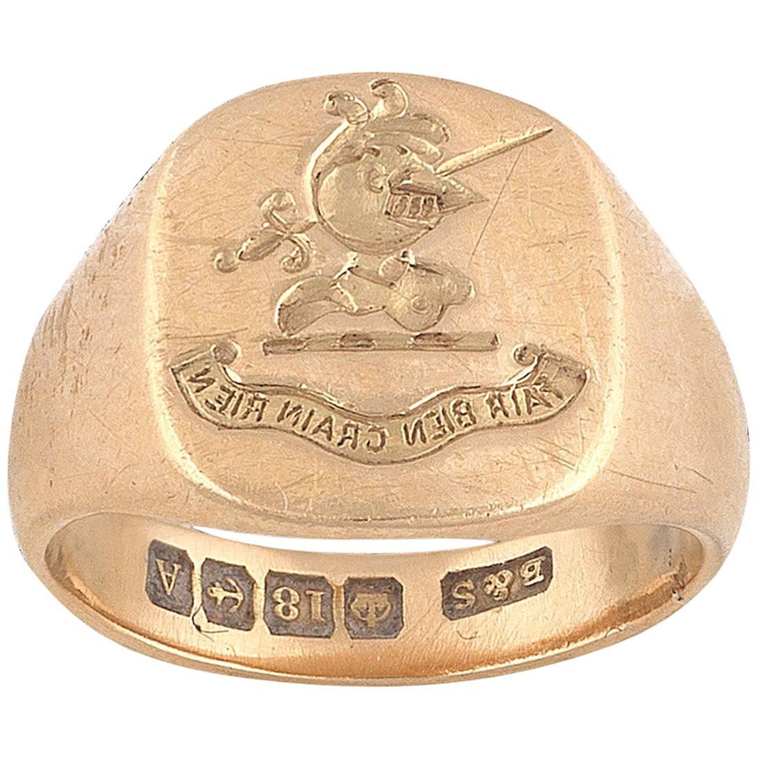 1920s English Gold Engraved Crest Signet Ring