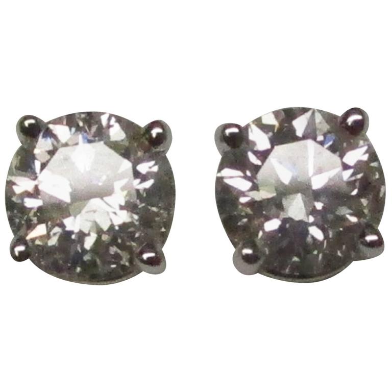 Diamond Gold Stud Earrings For Sale at 1stdibs
