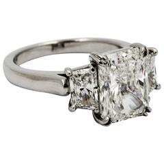 4.05 Carat Radiant Cut Diamond Platinum Engagement Ring