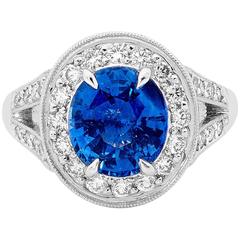 Oval Ceylon Sapphire Diamonds White Gold Ring 2