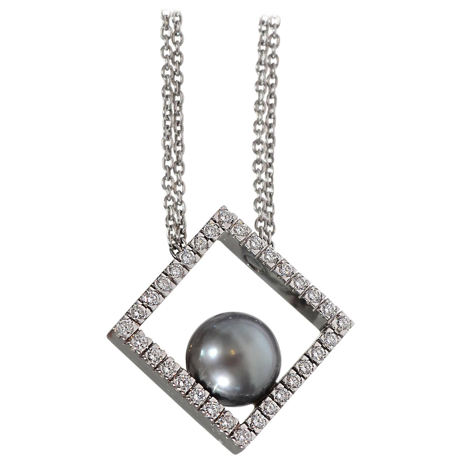 Damiani Black Pearl and Diamonds Necklace