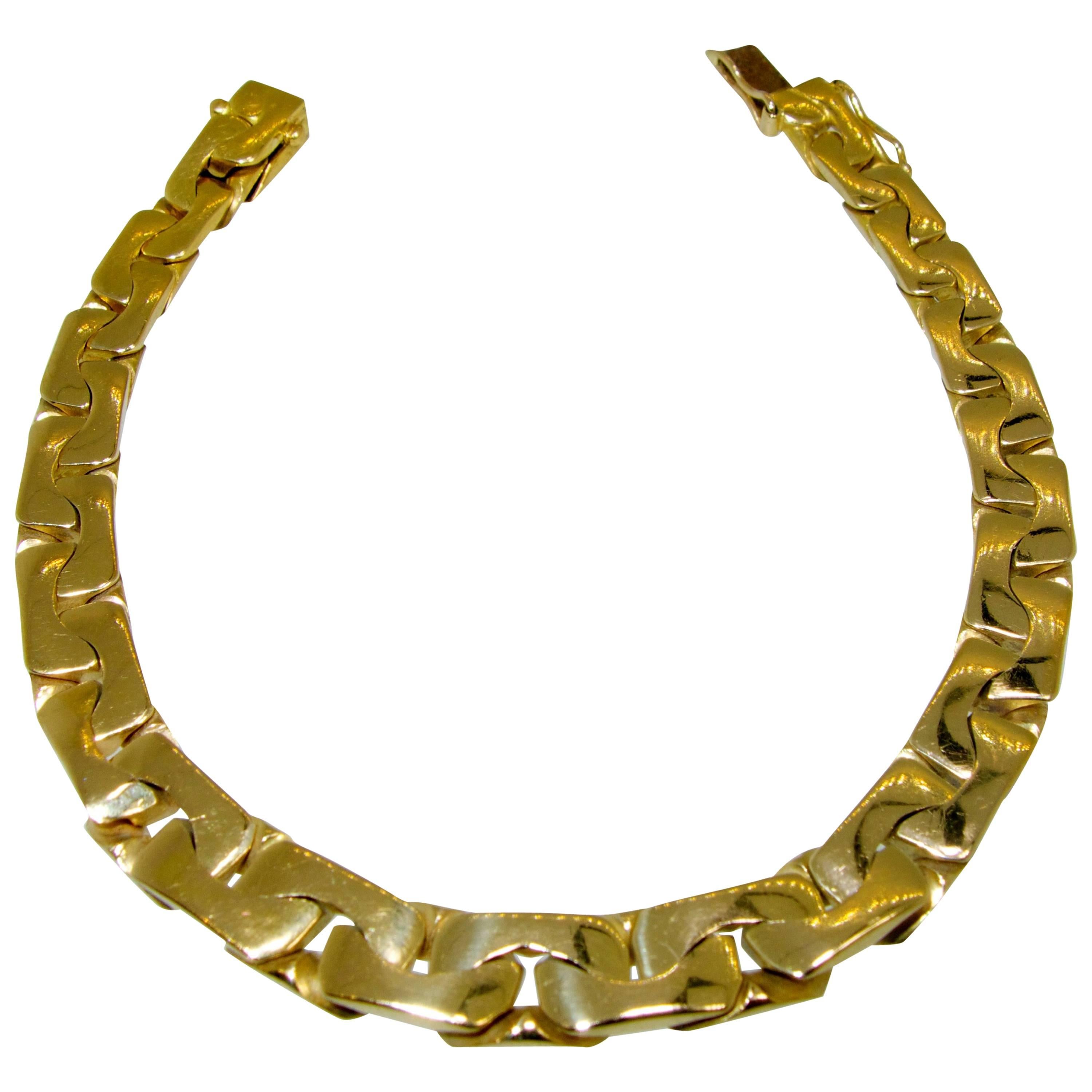 Unusual Gold Link Bracelet