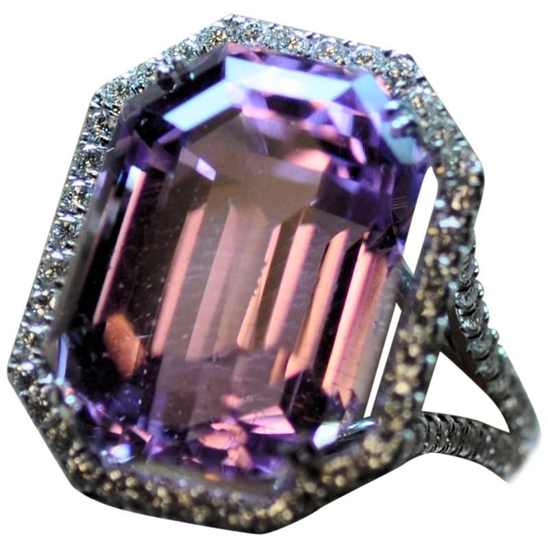 25.50 Carat Kunzite Diamond White Gold Ring