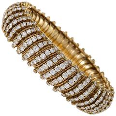 Van Cleef & Arpels 1960's Diamond and Gold Couscous Bracelet