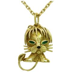 Van Cleef & Arpels Emerald Yellow Gold Lion Pendant Necklace 11