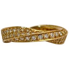 89 White Diamonds Yellow Gold Engagement Ring 4
