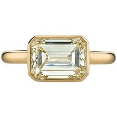 Emerald Cut Diamond Yellow Gold Engagement Ring 7