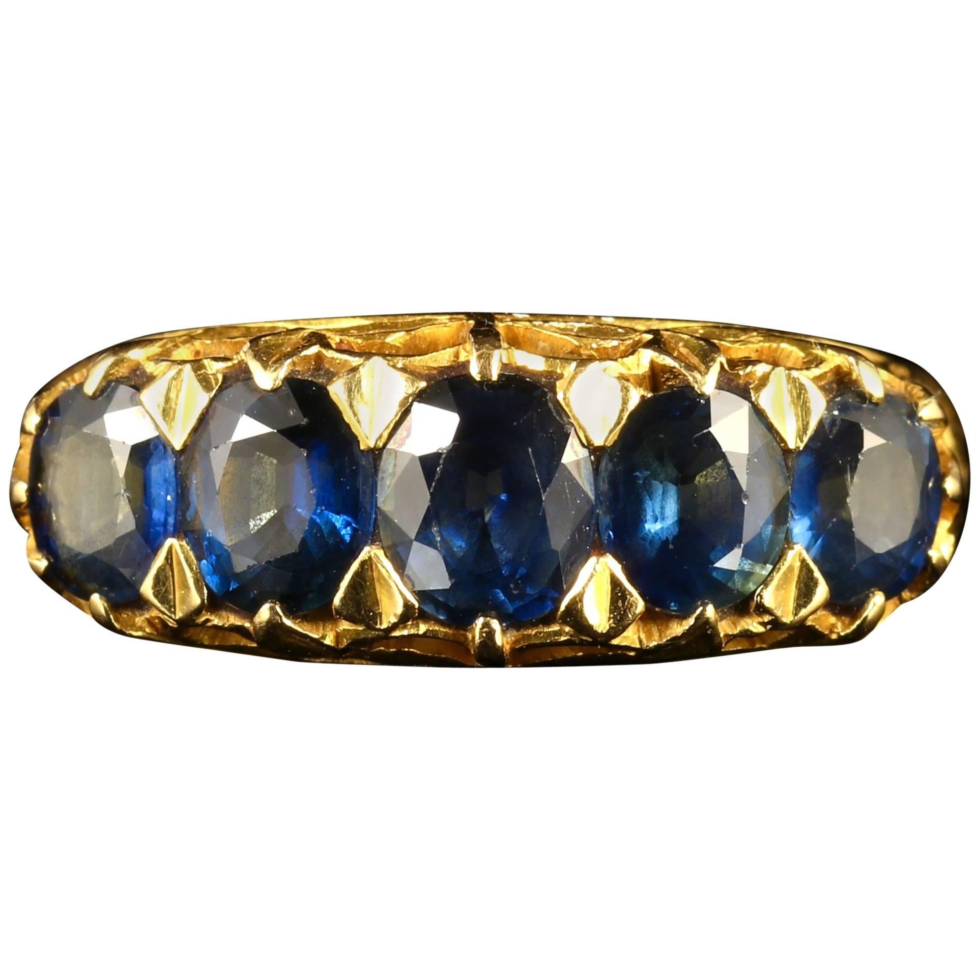 Antique Victorian Sapphire Gold Ring 18 Carat, circa 1900